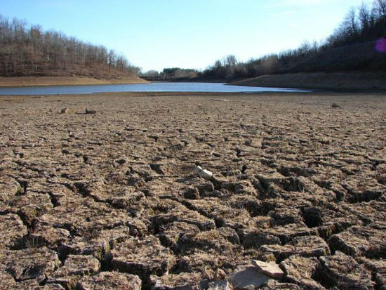 Mudflats, Erik Ohlson Nov 2015 article on drought 