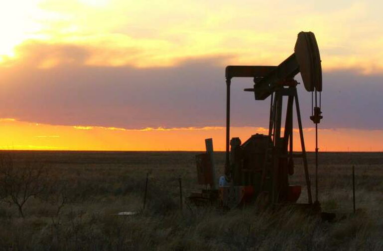 Shutting Down Oil Wells, a Risky and Expensive Option thumbnail