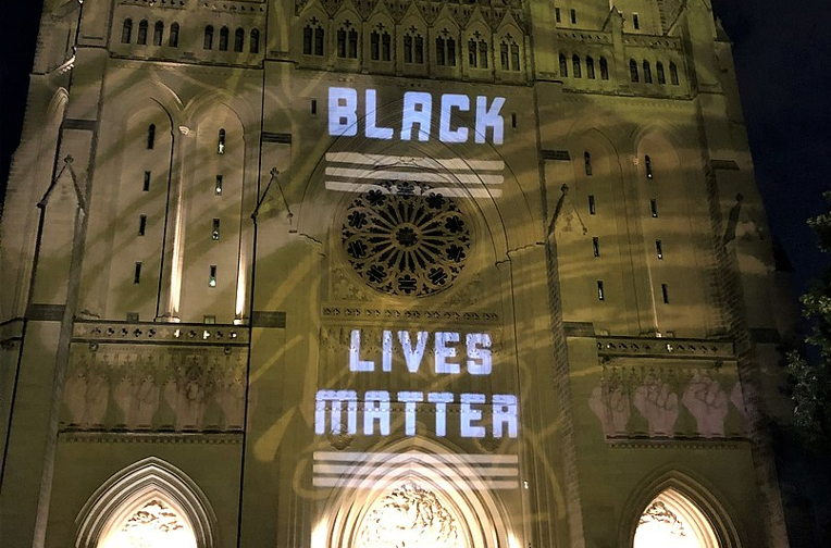 National Cathedral: Black Lives Matter sign