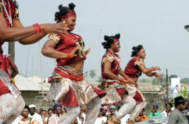 Nigerian dancers