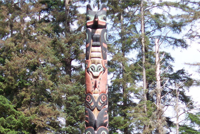 The K'alyaan Totem Pole of the Tlingit Kiks.ádi Clan