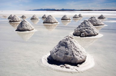 Piles of salt - image Luca Galuzzi - www.galuzzi.it via Wikimedia.