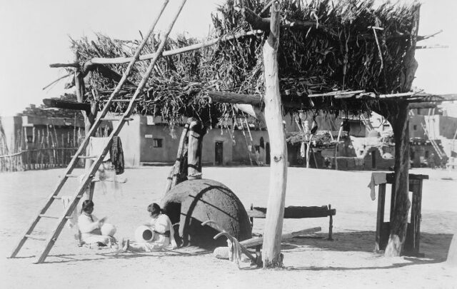 Zuni maize drying platform