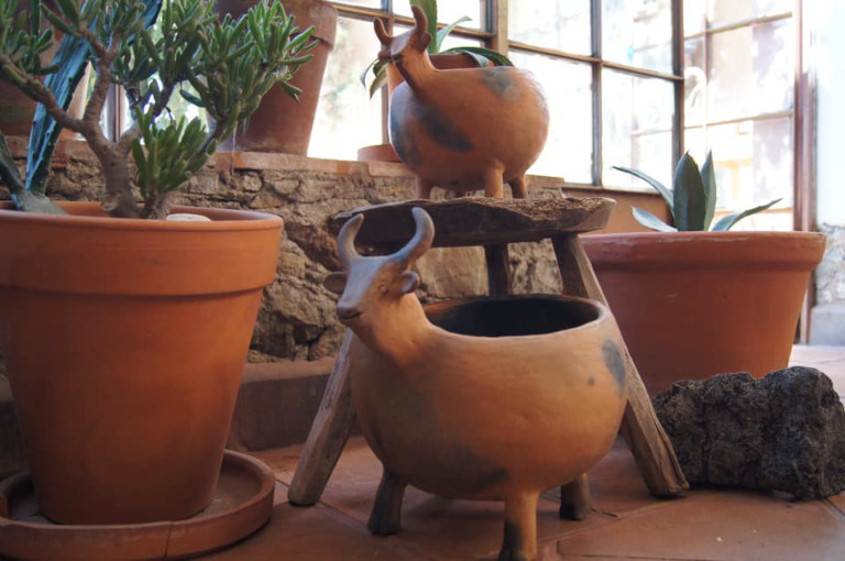Zipiajo handmade pottery
