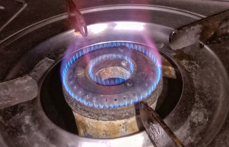 gas stove